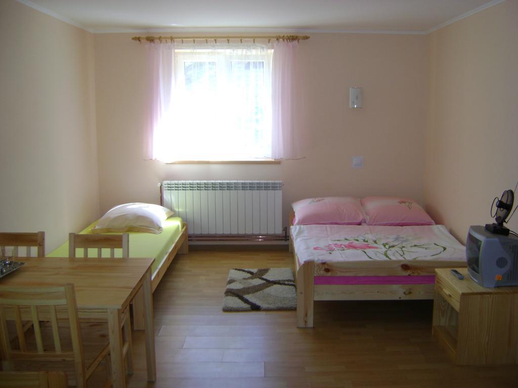 Pokoje Nad Strumykiem W Polanczyku Tel 13- 469 -2257 Exteriör bild